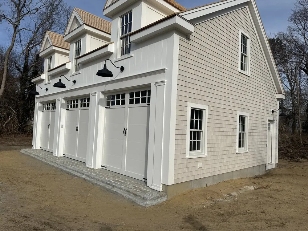 Slide of Aen Custom Building