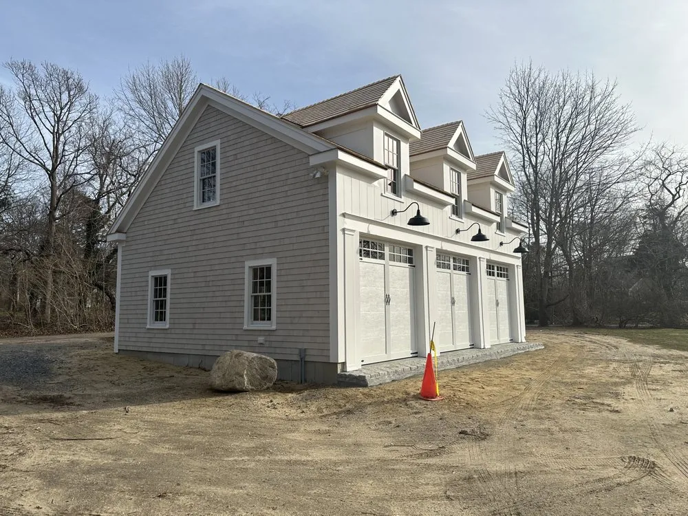 Slide of Aen Custom Building