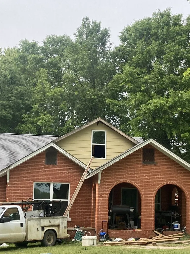 Top-rated flat roof repair in Gore Springs, MS - Affordable Construction