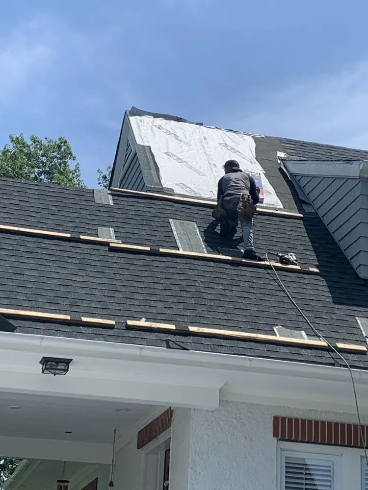 Local shingle roofing service experts serving Egg Harbor Township, NJ - Affordable Roofing Service