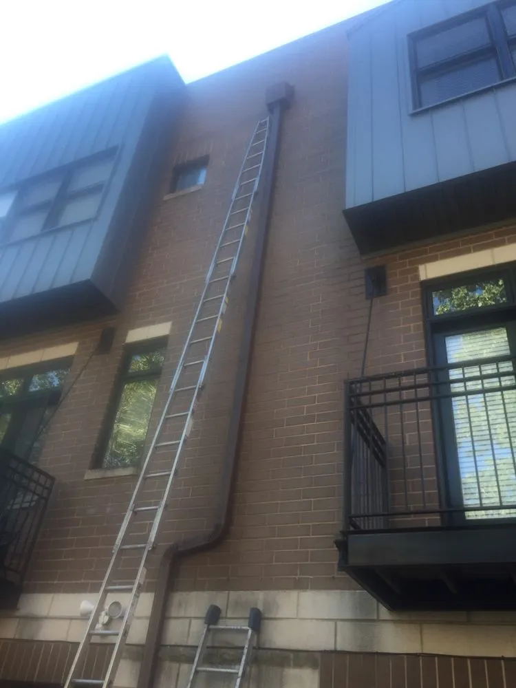 Slide of Affordable Window & Gutter Cleaning