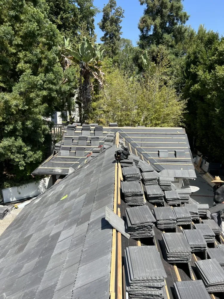 Slide of A&G New Generation Roofing