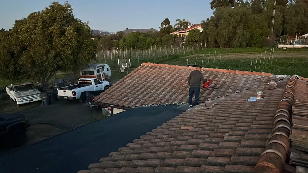 Slide of A&G New Generation Roofing