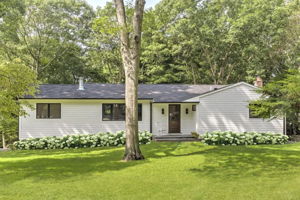 Slide of Agate & Co. Builders