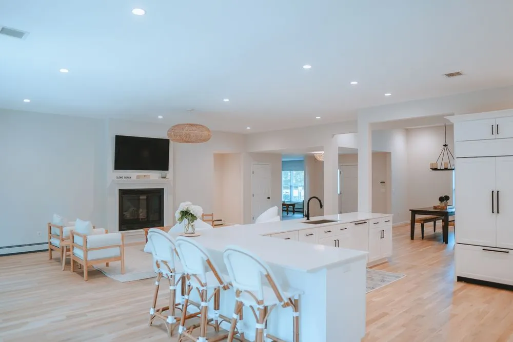 Slide of Agate & Co. Builders