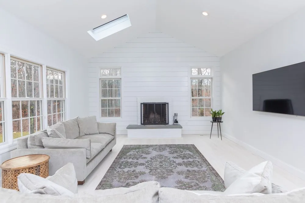 Slide of Agate & Co. Builders