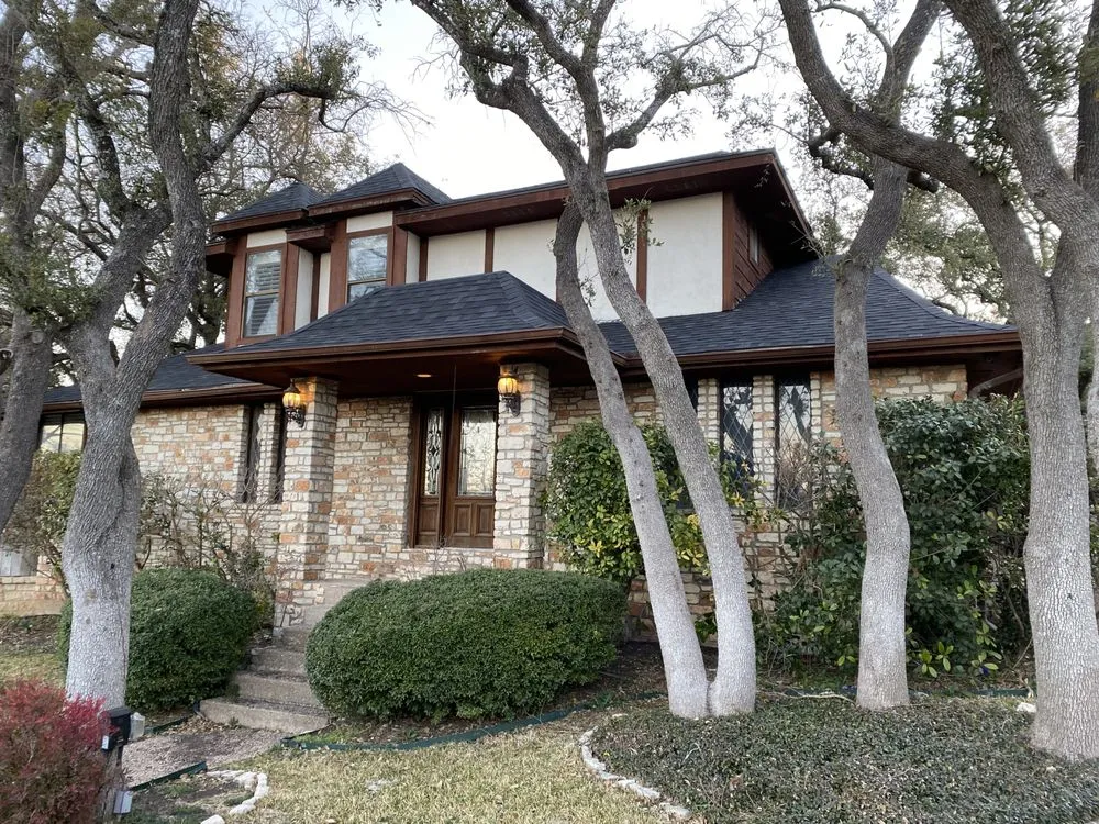 Slide of Agave Roofing