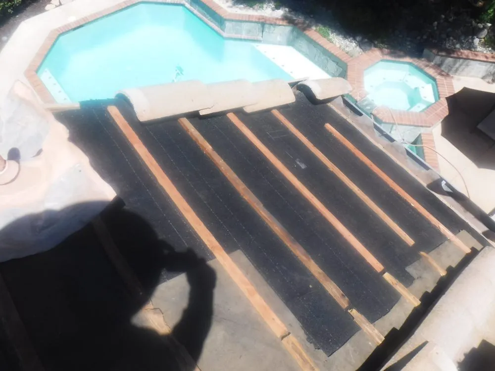 Slide of Agf Roofing