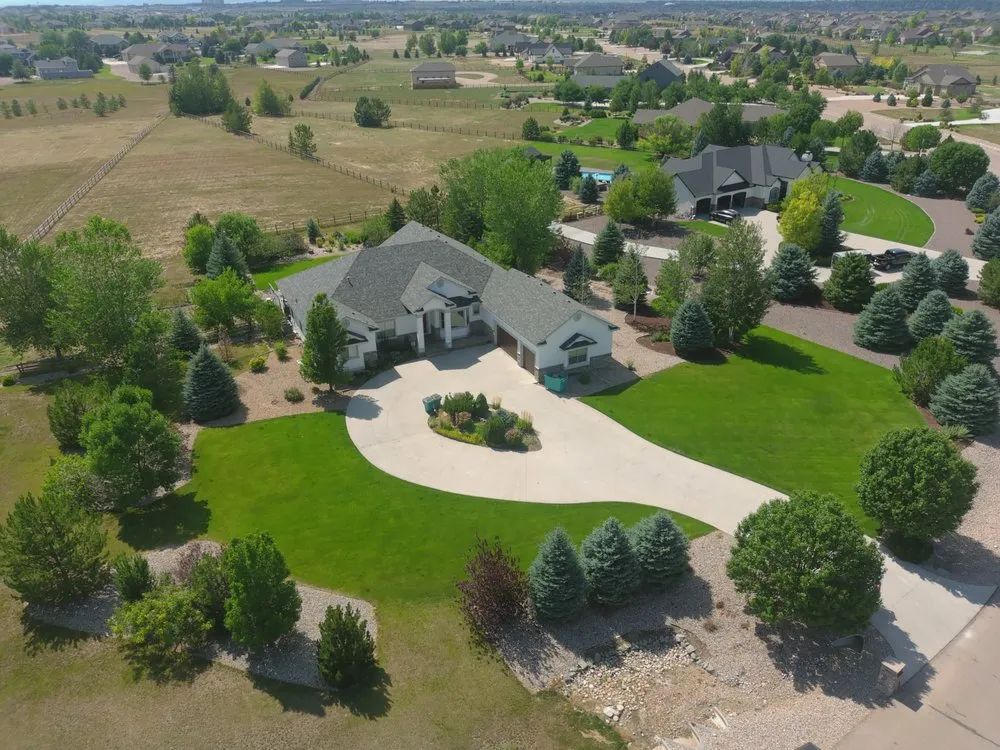 Top-rated roof replacement in Bellvue, CO by Aggie Roofing