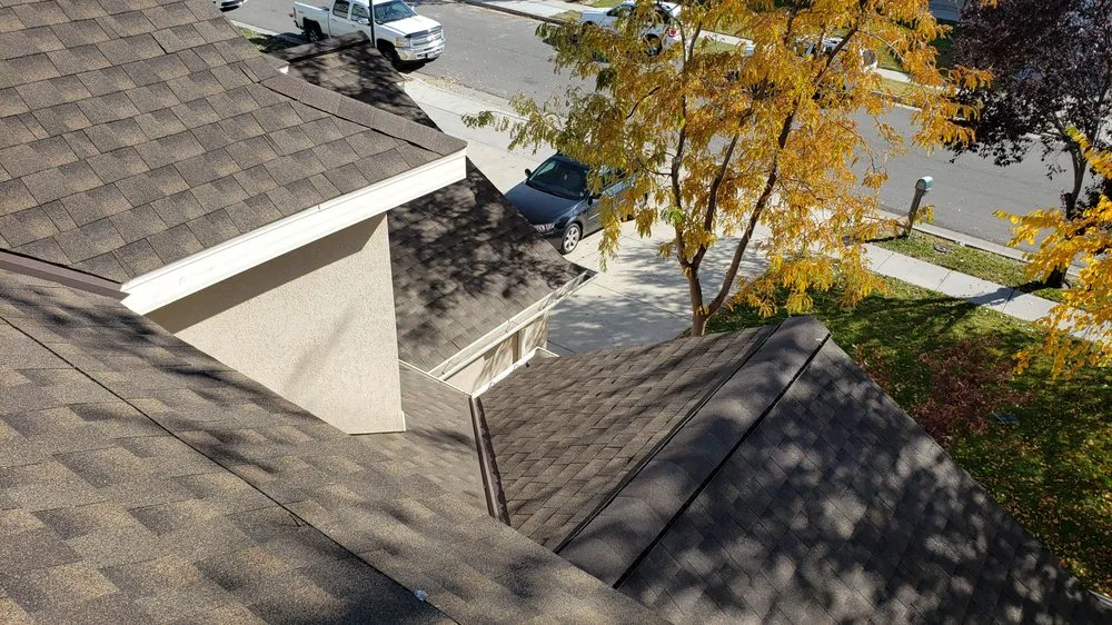 Slide of AGMG Roofing