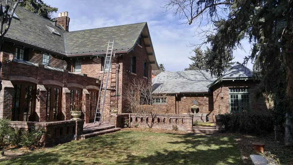 Slide of AGR Roofing & Construction