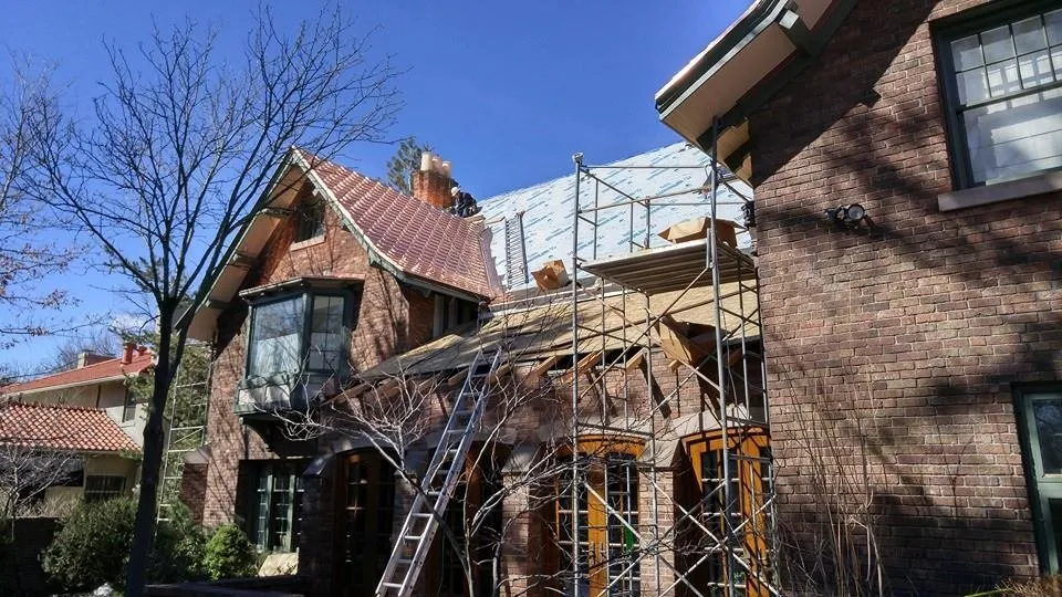 Slide of AGR Roofing & Construction