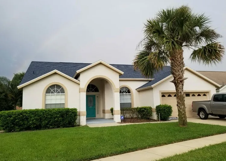 Slide of AGU Roofing & Solar