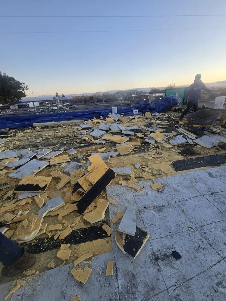 Slide of Aguila Roofing & Construction