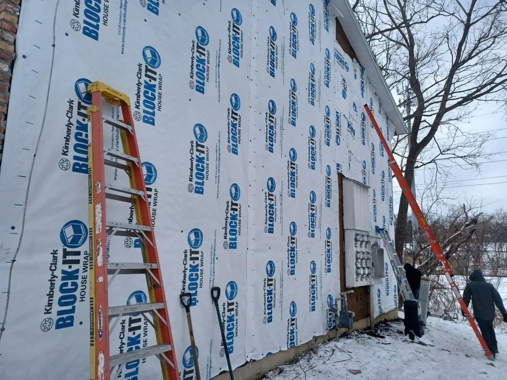 Slide of Aguilar Custom Work