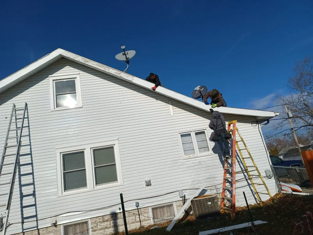 Slide of Aguilar Custom Work