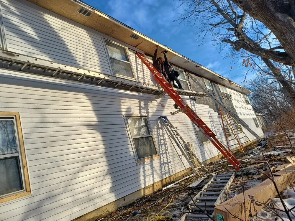 Slide of Aguilar Custom Work