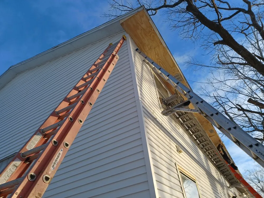 Slide of Aguilar Custom Work