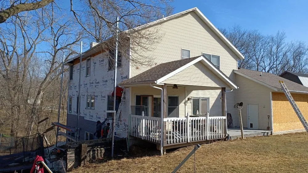 Slide of Aguilar Custom Work