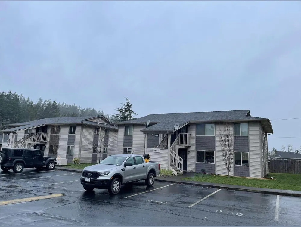 Slide of Aguilar Roofing