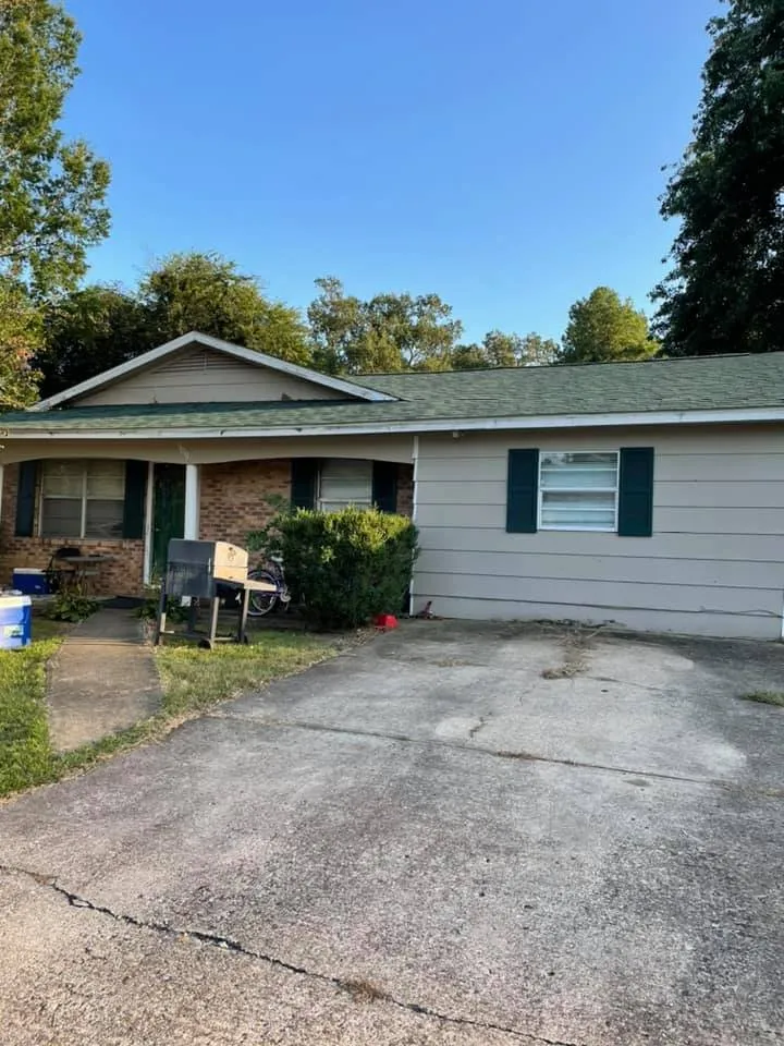 Slide of Aguilar Roofing