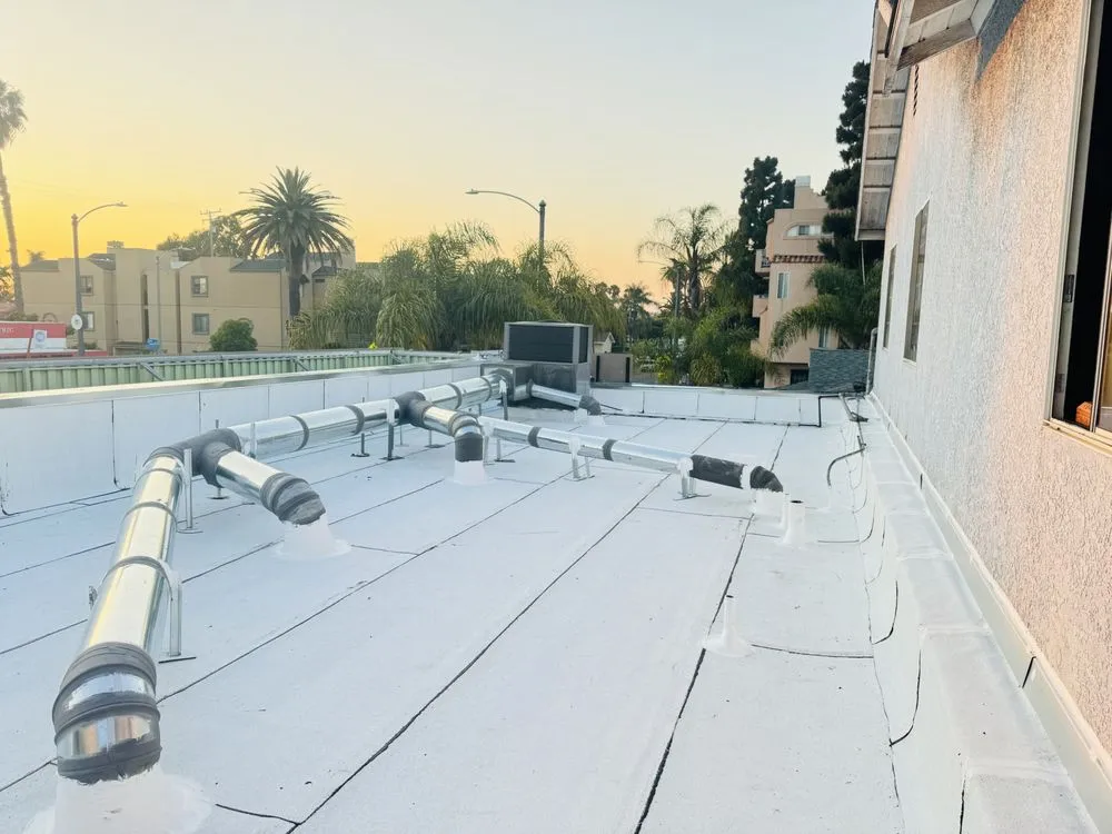 Emergency shingle roofing service experts serving San Fernando Valley, CA - A.I Construction Solutions
