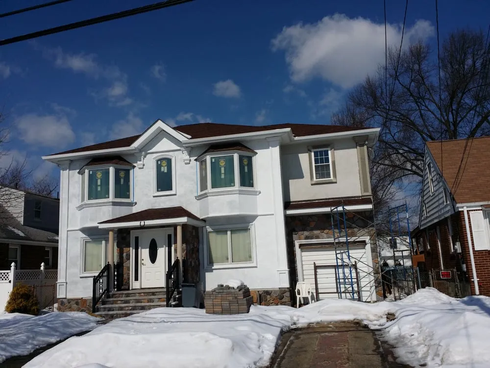 Slide of A&I Roofing and Gutters