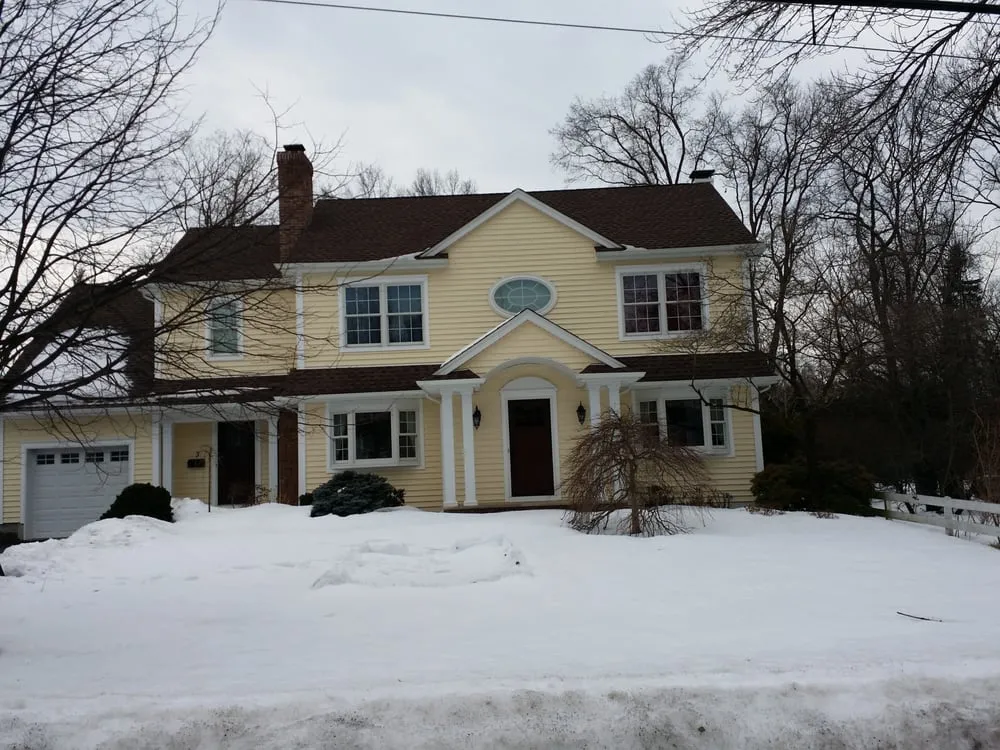 Slide of A&I Roofing and Gutters