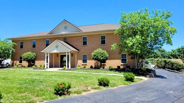 AIC Roofing & Construction Logo