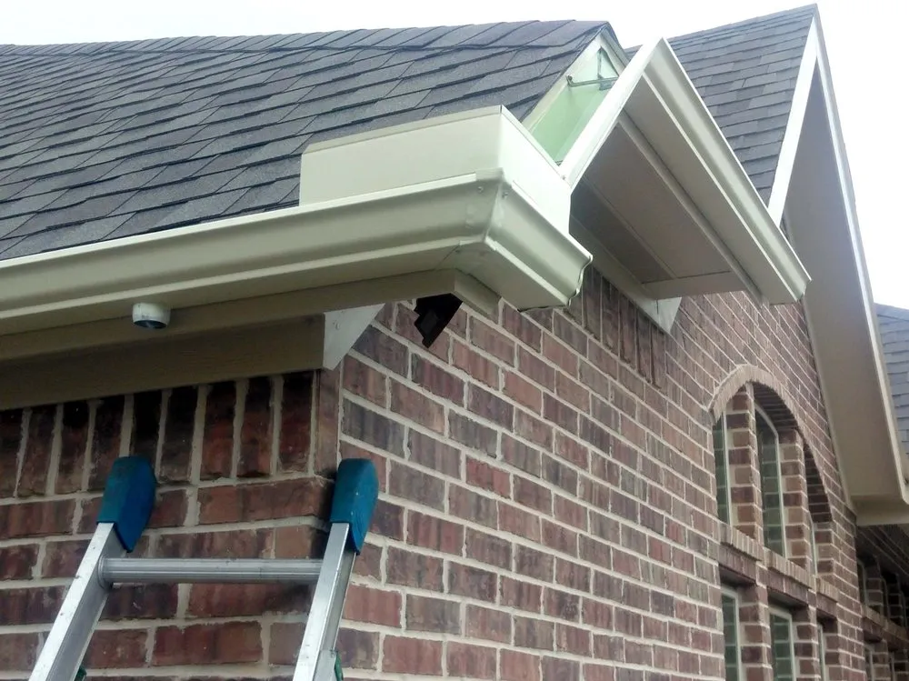 Slide of Aim-1 Seamless Gutters