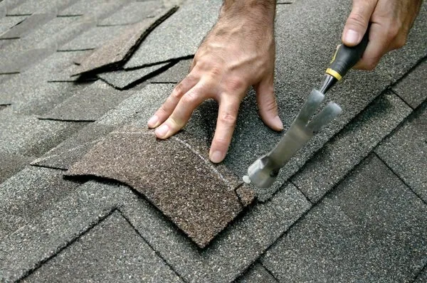 AJ Construction & Roofing Logo