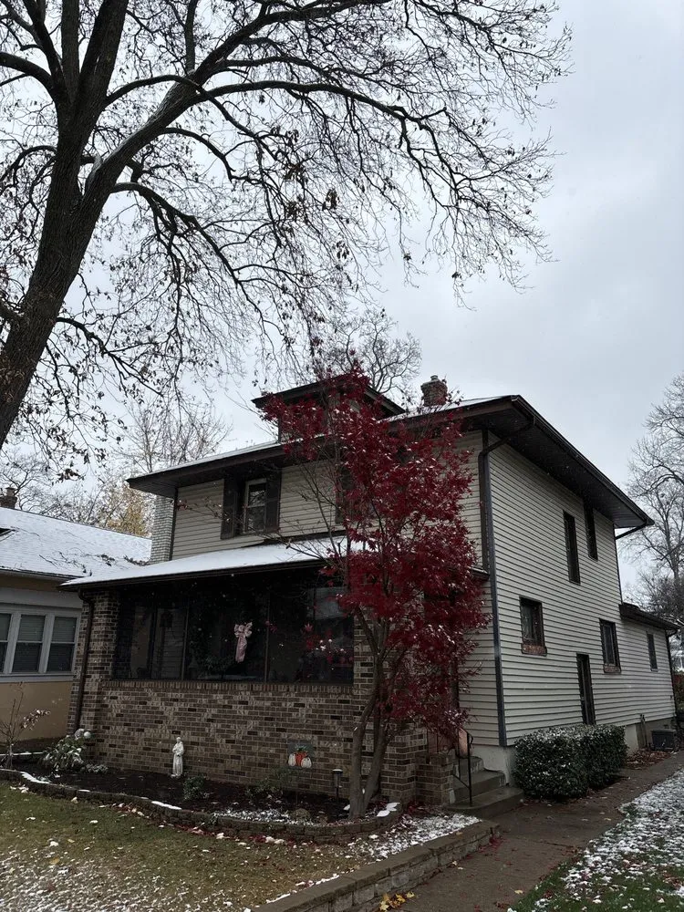 Slide of AJ Construction & Roofing