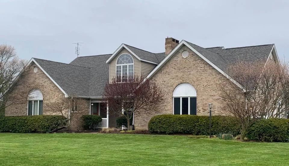 Slide of AJ Construction & Roofing