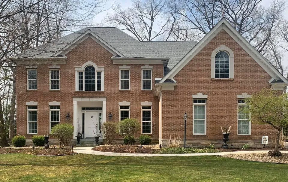 Slide of AJ Construction & Roofing