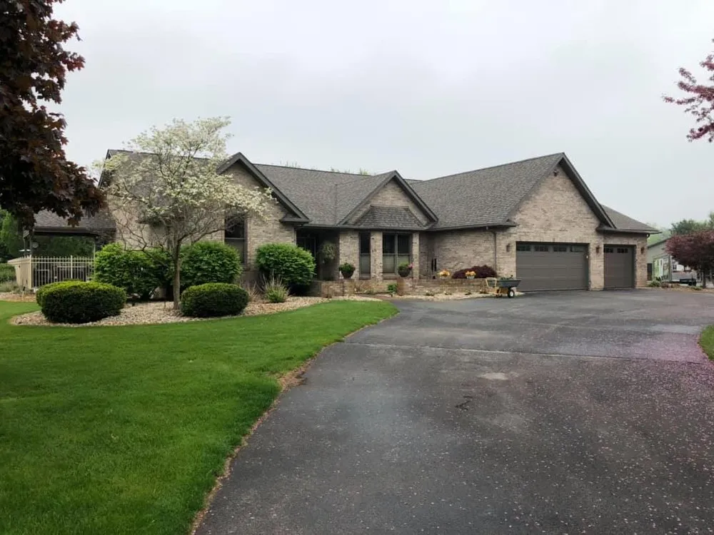 Slide of AJ Construction & Roofing