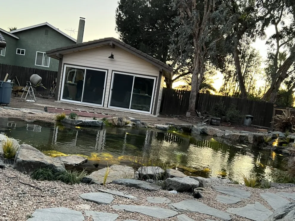 Emergency roof replacement experts serving Bassett, CA - AJ Construction