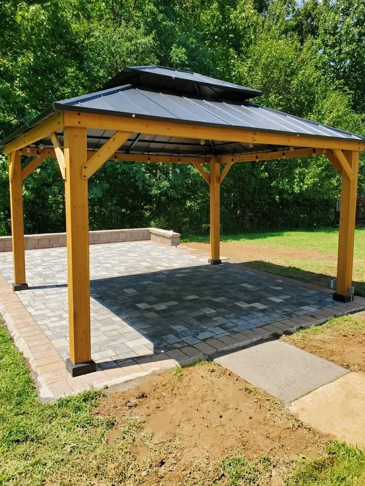 Slide of A&J Contractors