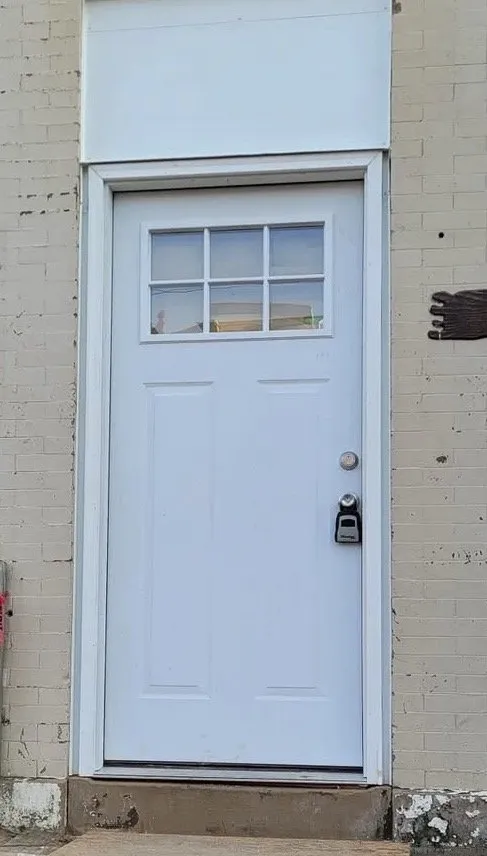 Slide of AJ Mint Contracting