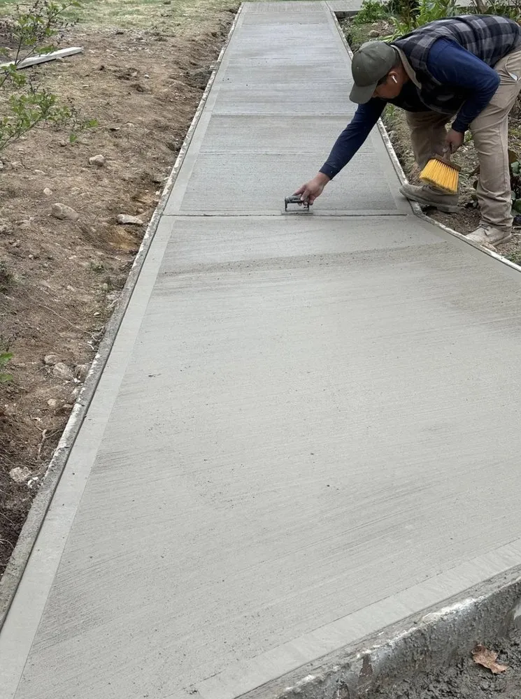 Slide of AJ Modern Services