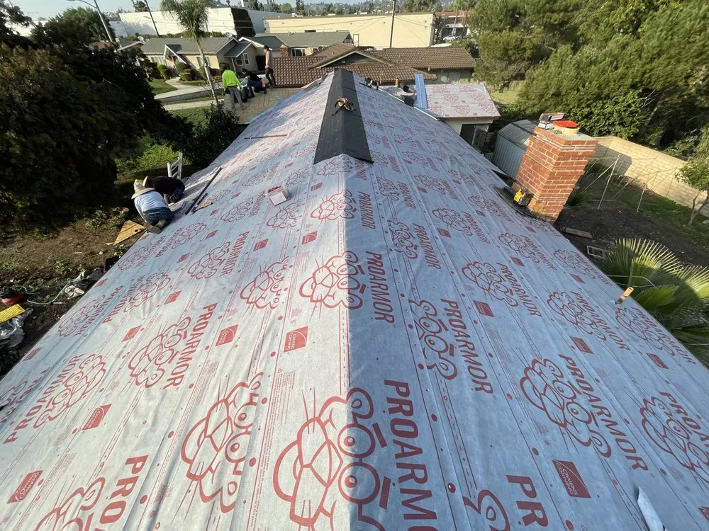 Slide of AJ Roofing & Repair