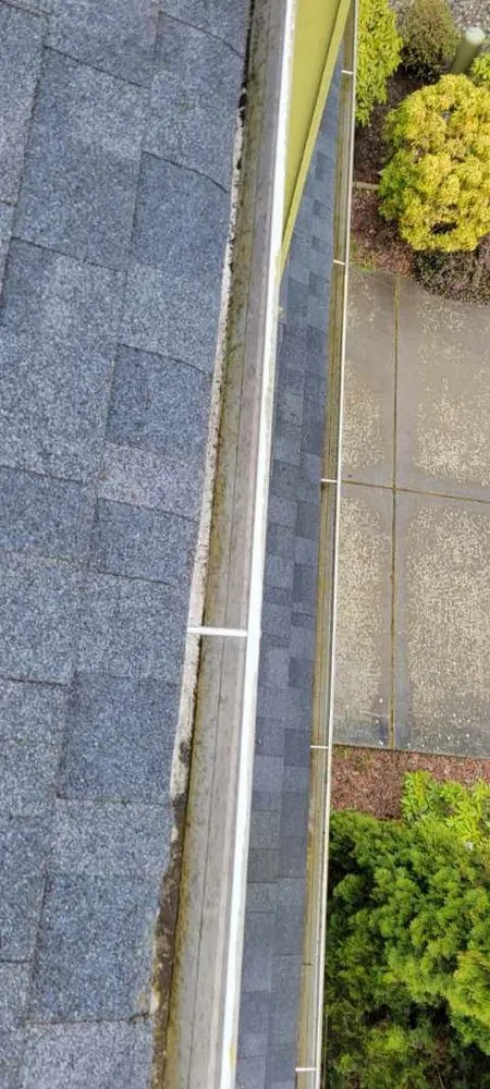 Slide of A&J Roofing