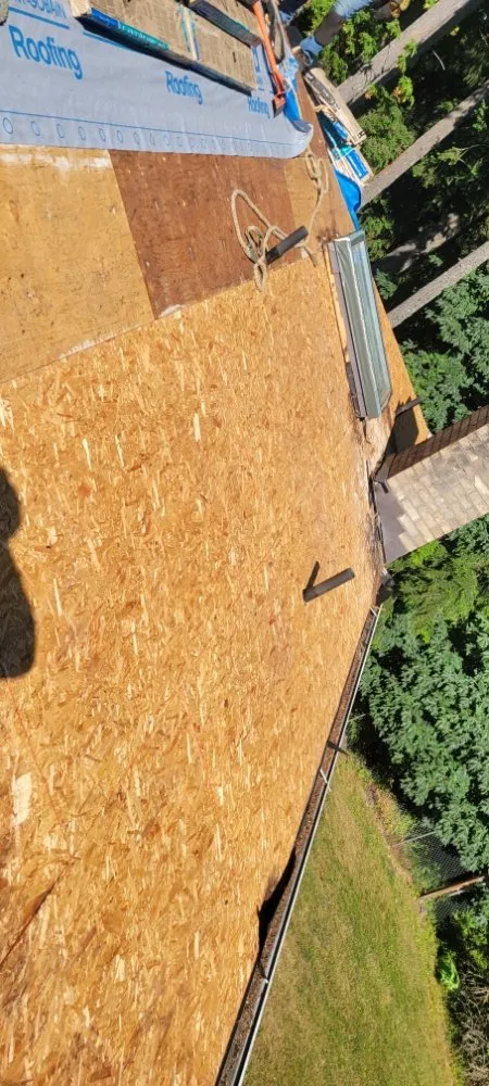 Slide of A&J Roofing