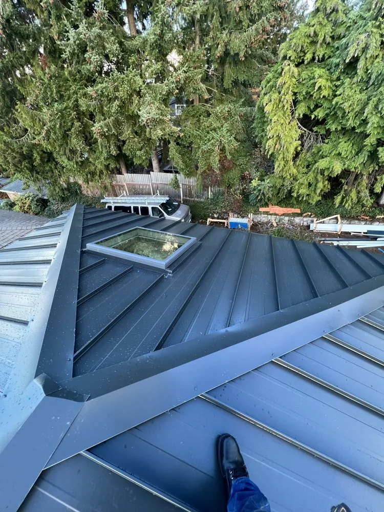 Slide of AJJ Morales Roofing