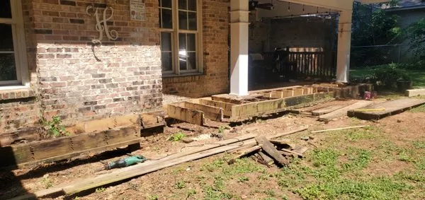 AJs Roofing & Remodeling Logo