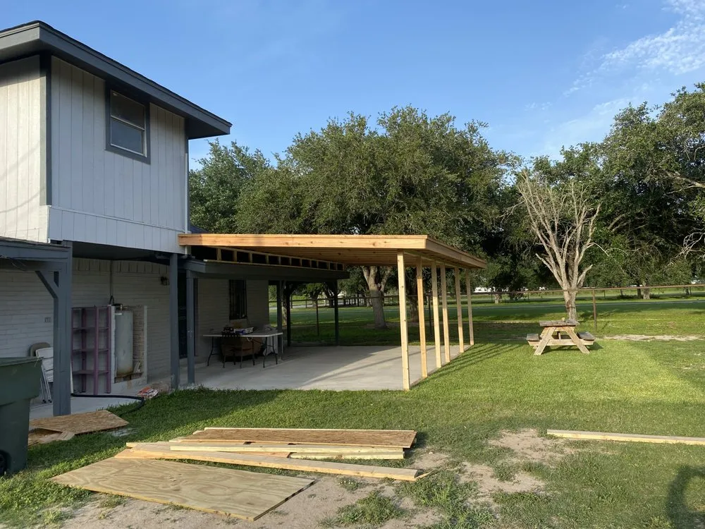 Slide of Akasia Builds