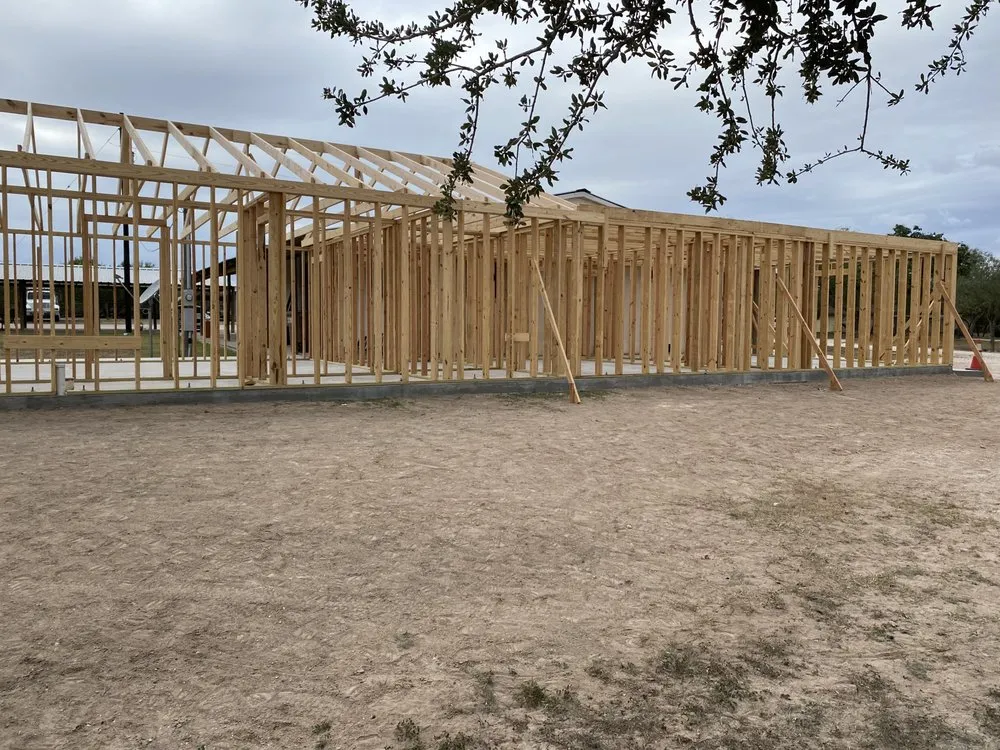 Slide of Akasia Builds