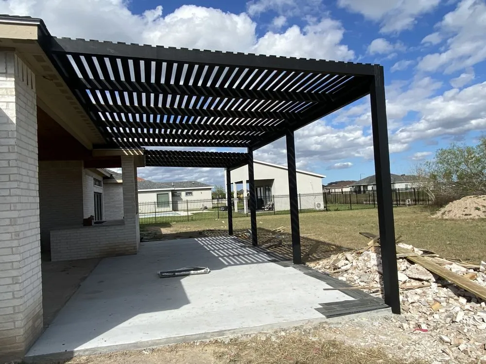 Slide of Akasia Builds