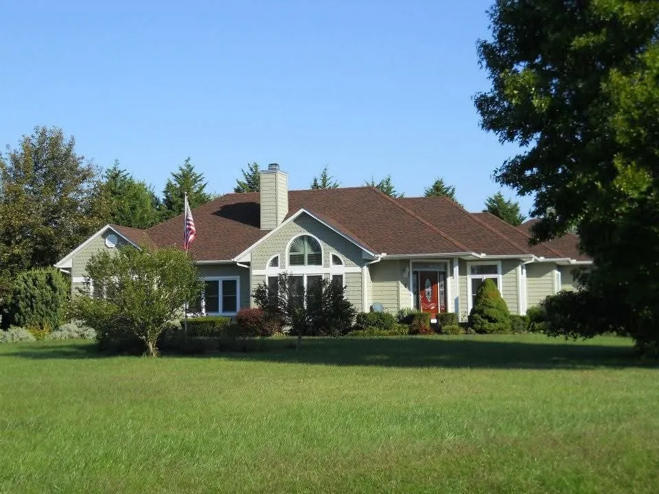 Slide of AKJ Roofing