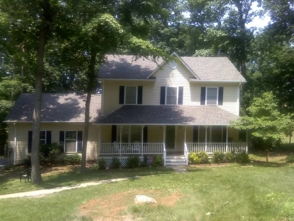 Slide of AKJ Roofing