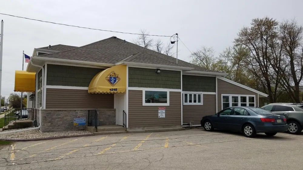 Slide of AKM Contractors